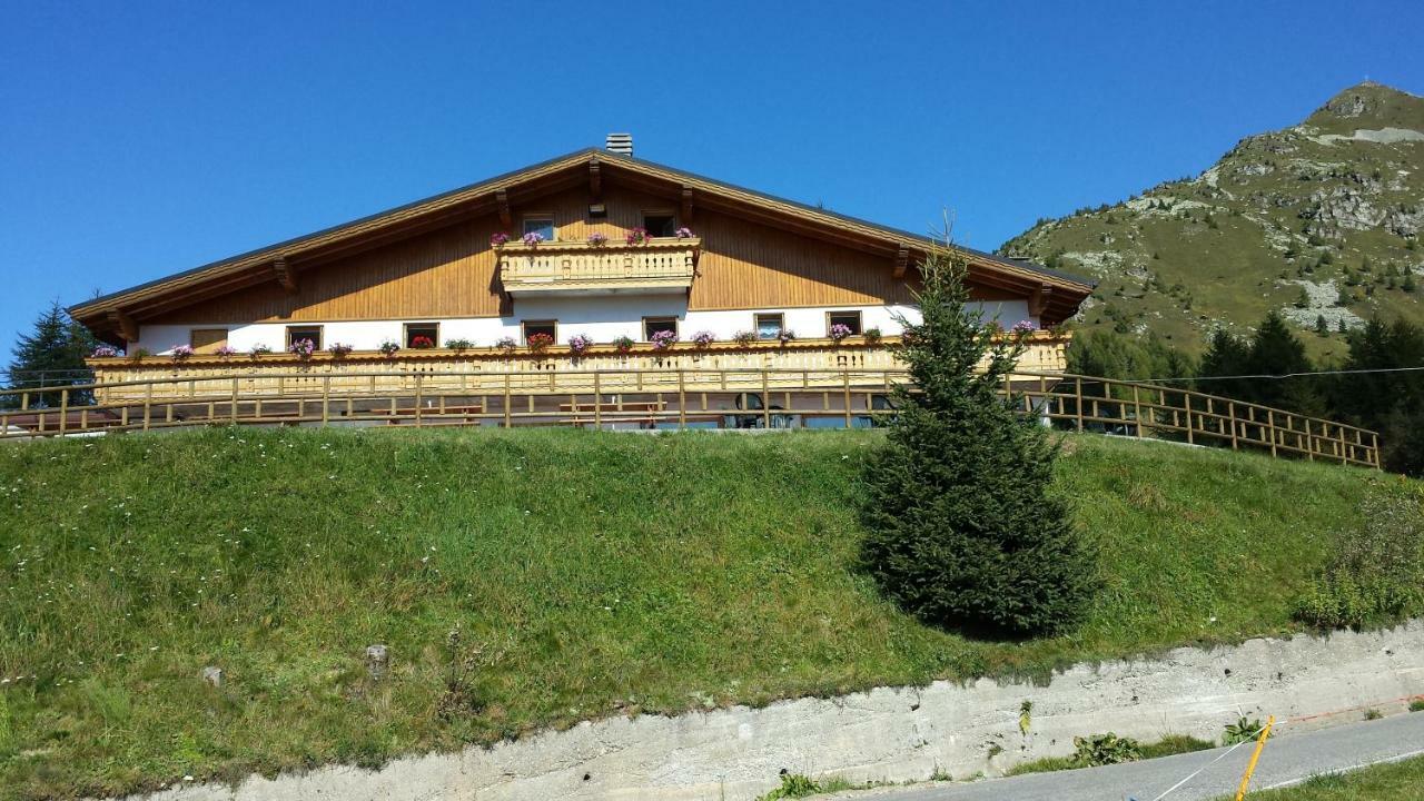 Отель Belvedere Mountain Experience Monno Экстерьер фото